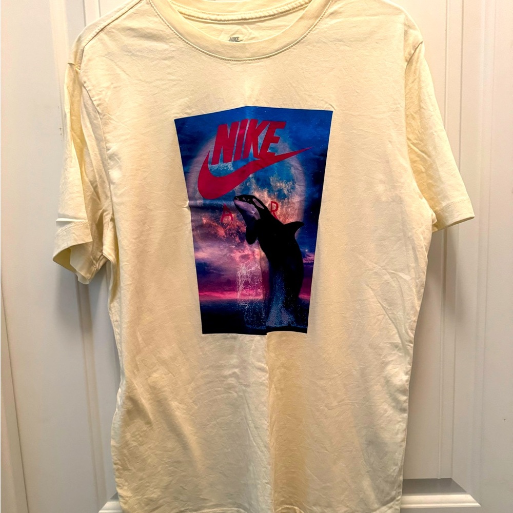 Men Nike shirts